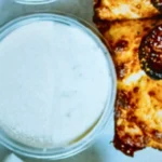 Tejfölös-fokhagymás szósz